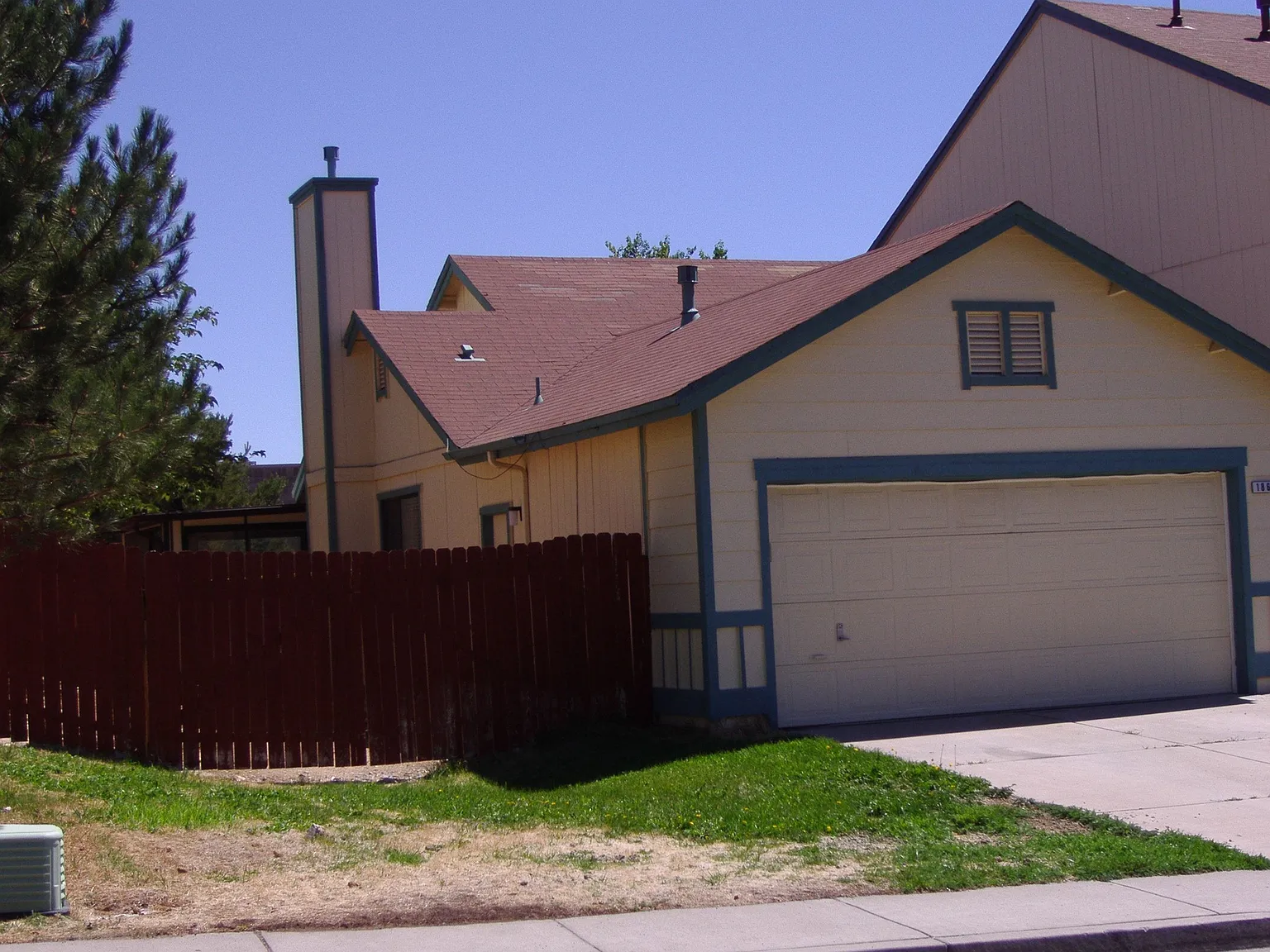 1860 Sierra Highlands Dr photo 1