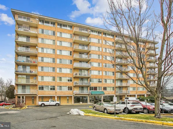 4520 King St APT 209, Alexandria, VA 22302