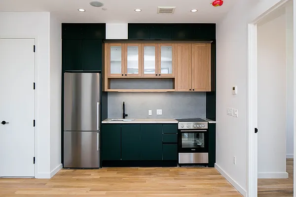 Rented by Nooklyn NYC LLC | media 38