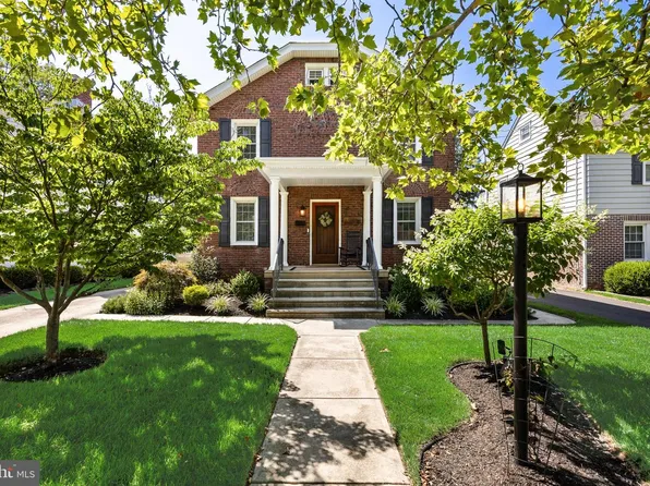 229 Crystal Lake Ave, Audubon, NJ 08106