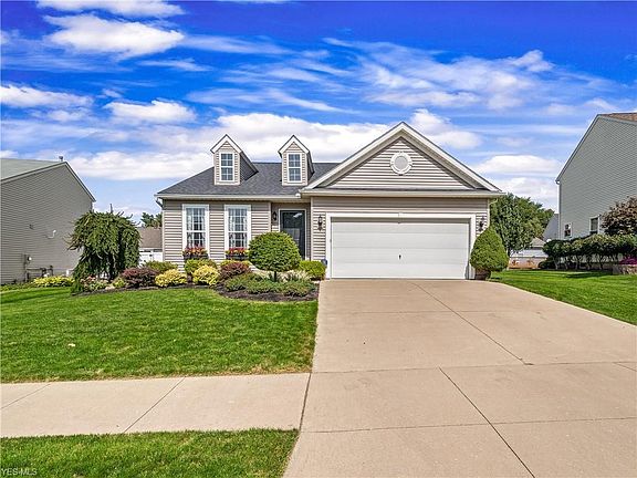 2nd image of 2304 Canterbury Cir