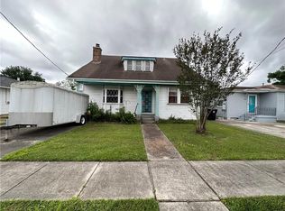 2309 Lyndell Dr, Chalmette, LA 70043