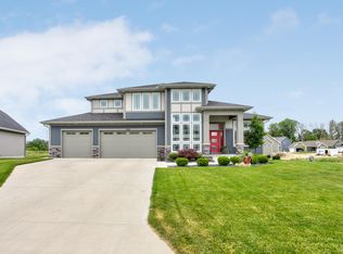 1362 Shenandoah Dr, Zeeland, MI 49464