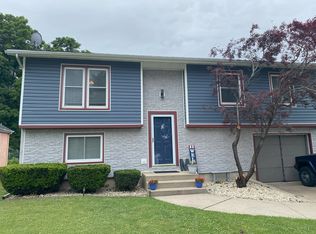 210 S Hennepin Ave, Ladd, IL 61329