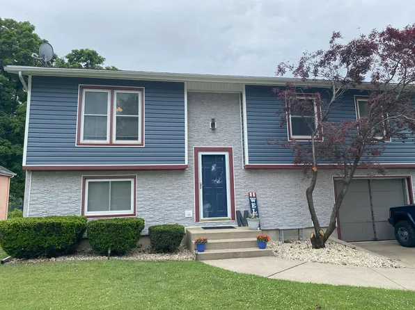 210 S Hennepin Ave, Ladd, IL 61329