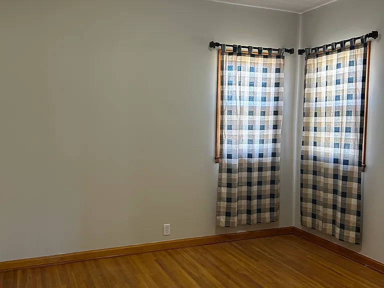316 N Dye St — Photo 5