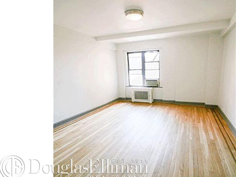 1st image of 208 W 23rd St APT 1412
