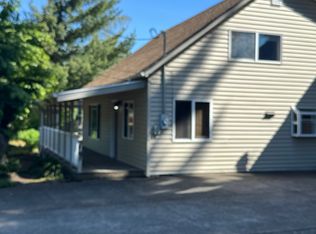 19379 Meyers Rd, Oregon City, OR 97045