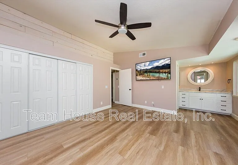 27725 Wakefield Rd — Photo 9
