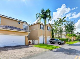5549 NW 113th Ct, Doral, FL 33178