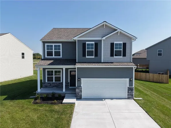 21807 Lucca Ln, Peculiar, MO 64078