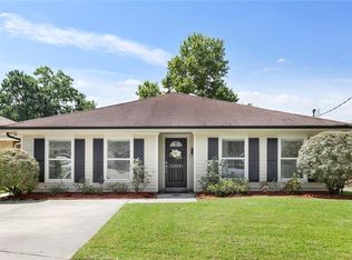 5028 Meadowdale St, Metairie, LA 70006