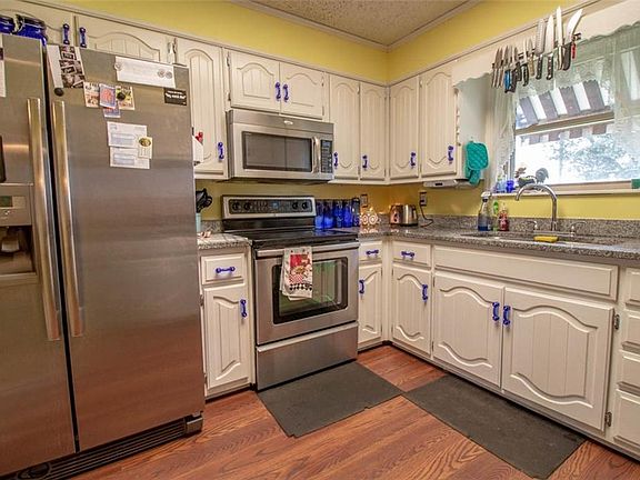 5th image of 6998 Golinda Dr