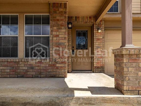 4th image of 5859 Providence Oak