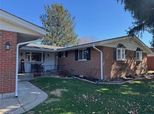 1038 Lark Ln, Xenia, OH 45385