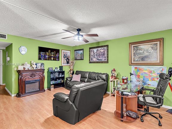 5th image of 200 SW 132nd Way APT 211L
