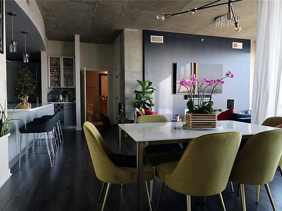 5th image of 155 Court Ave #2102