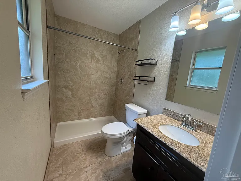 321 Forest Hills Dr — Photo 8