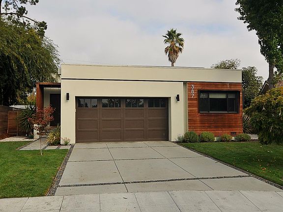 2nd image of 387 Ely Pl