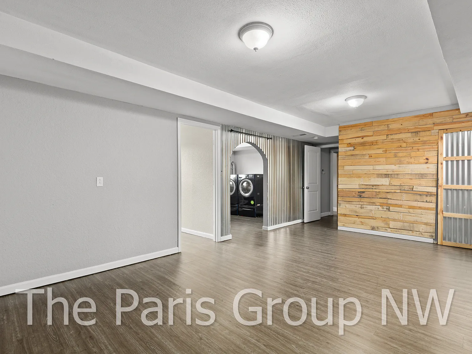 5 bed, 2140 sqft, $4,400 — Photo 3