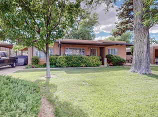 1719 Aliso Dr NE, Albuquerque, NM 87110