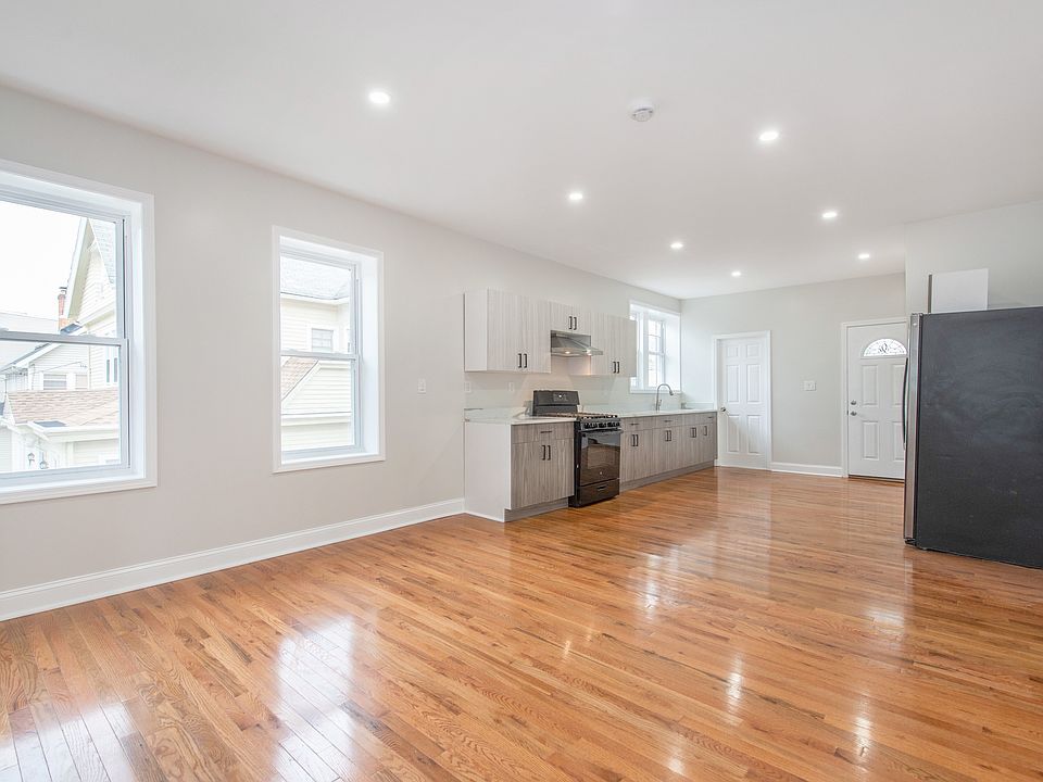 Living Room and EIK
