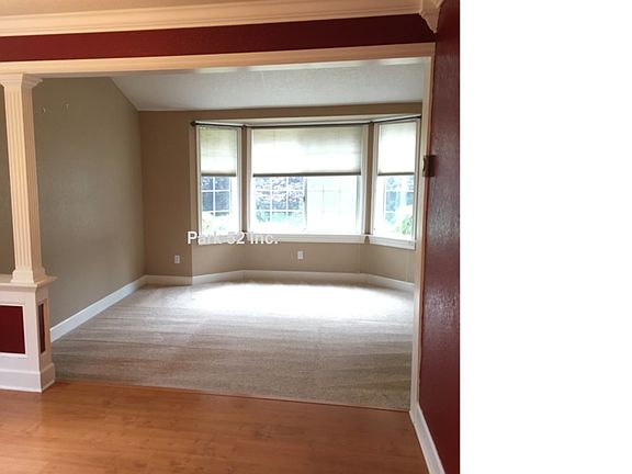 4th image of 3019 23rd Avenue Ct SE