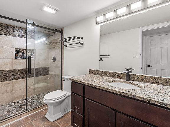 5th image of 5217 Kathleen Ct