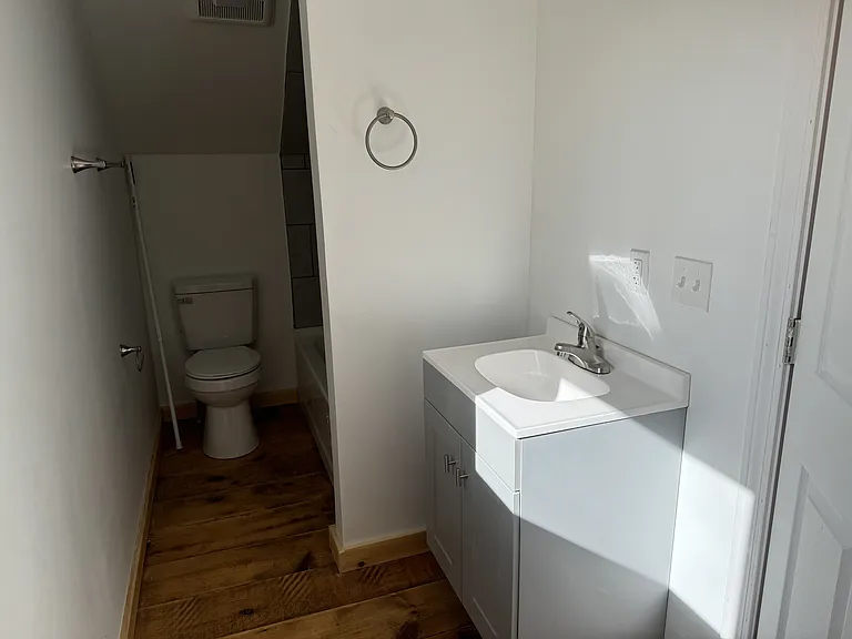 20 Petes Grns — Photo 9