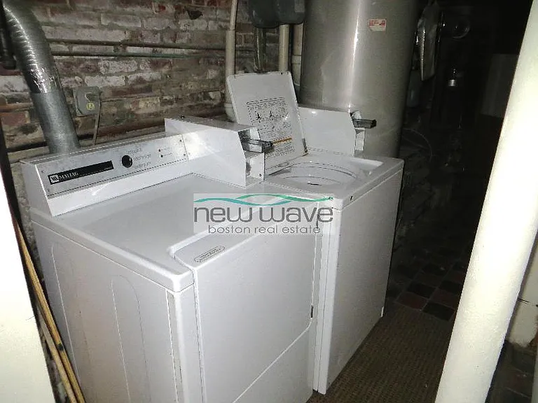 24 Joy St #2 — Photo 5