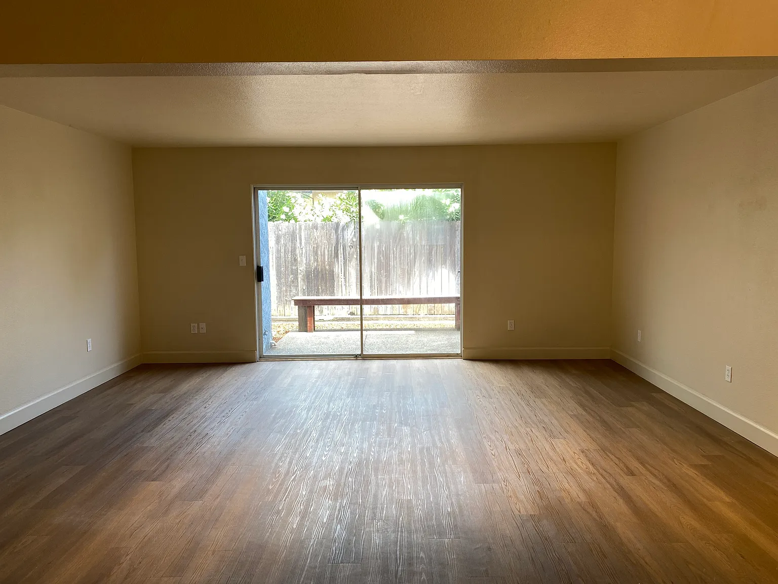 2 bed, 2.5 bath, $2,650 — Photo 2