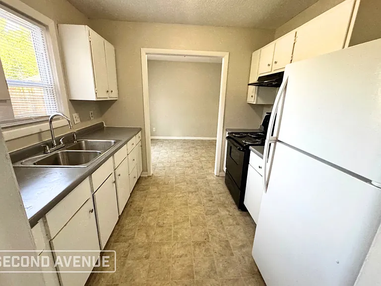 321 Nugget Ct — Photo 6
