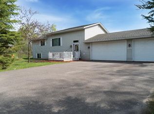 5701 245th St, Forest Lake, MN 55025