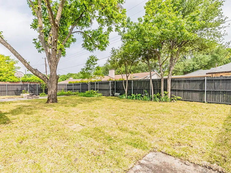 4015 Crown Shore Dr — Photo 55
