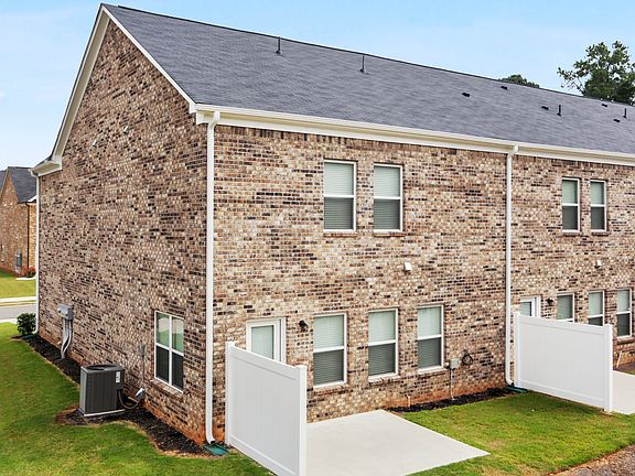 3rd image of 251 Centerview Way