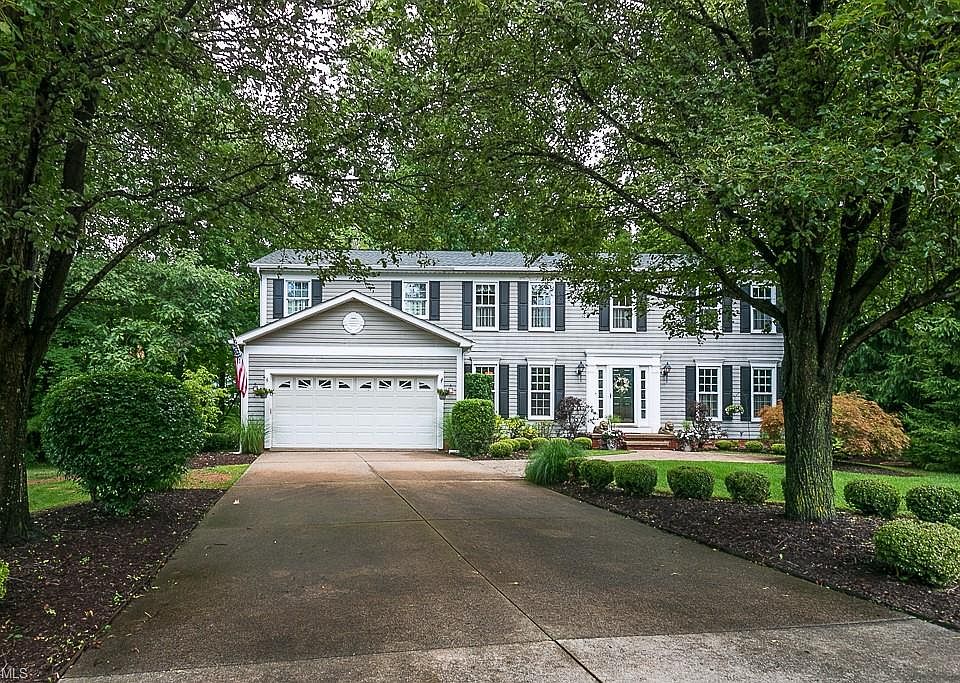 1st image of 7670 Snowberry Ct