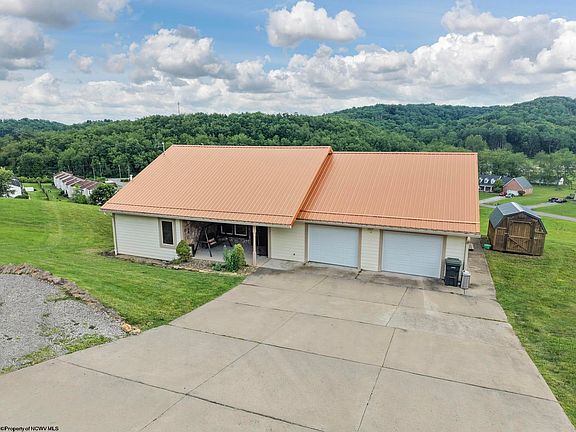 2nd image of 180 Overlook Dr