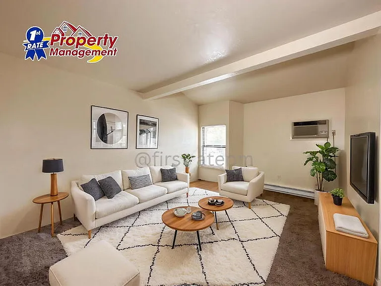 Bond Apartments — Photo 33