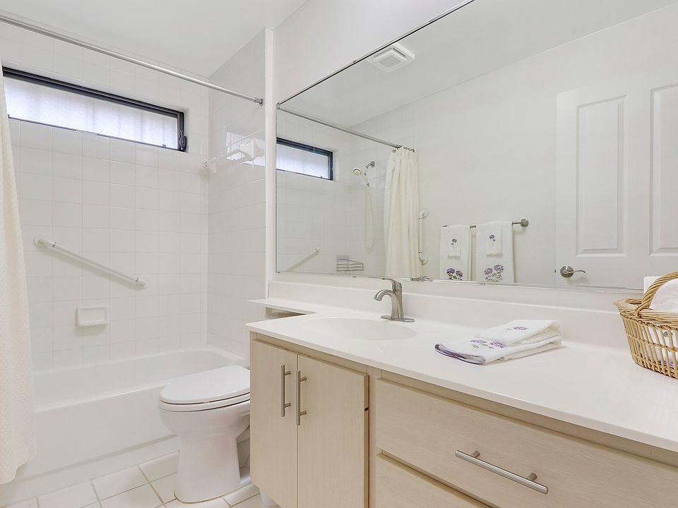 1st image of 6256 SE Monticello Terrace #5-B