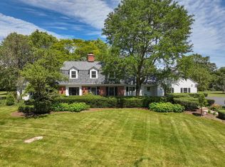 567 Glen Eagles Ct, Inverness, IL