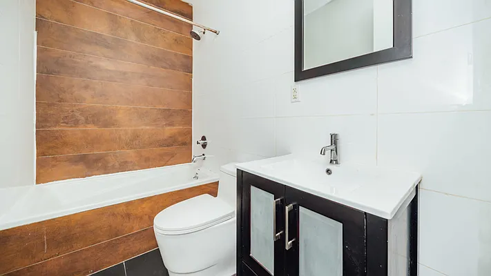 Rented by Nooklyn NYC LLC | media 35