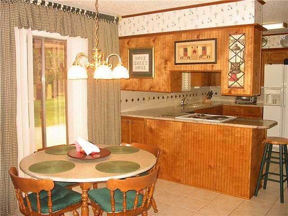 4th image of 1400 Ocotilla Dr