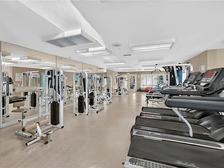 950 Cagney Ln #207 — Photo 31