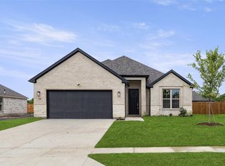 106 Monarch Ln, Nevada, TX 75173