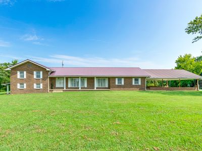 707 Summertown Hwy, Hohenwald, TN, 38462