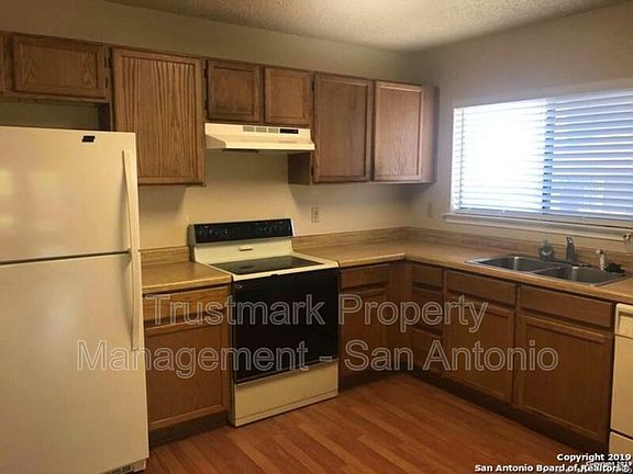 4th image of 16811 Vista Blf