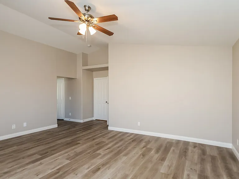 1890 Bocale Ct — Photo 11