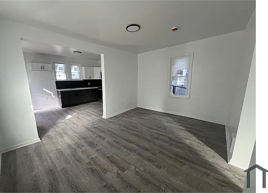 1132 W 8th St #REAR — Photo 6