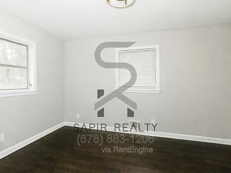 639 Skipper Dr NW — Photo 8