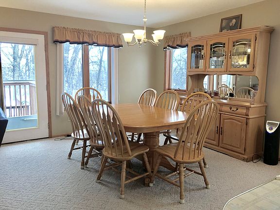 5th image of 310 Oak Hills Dr